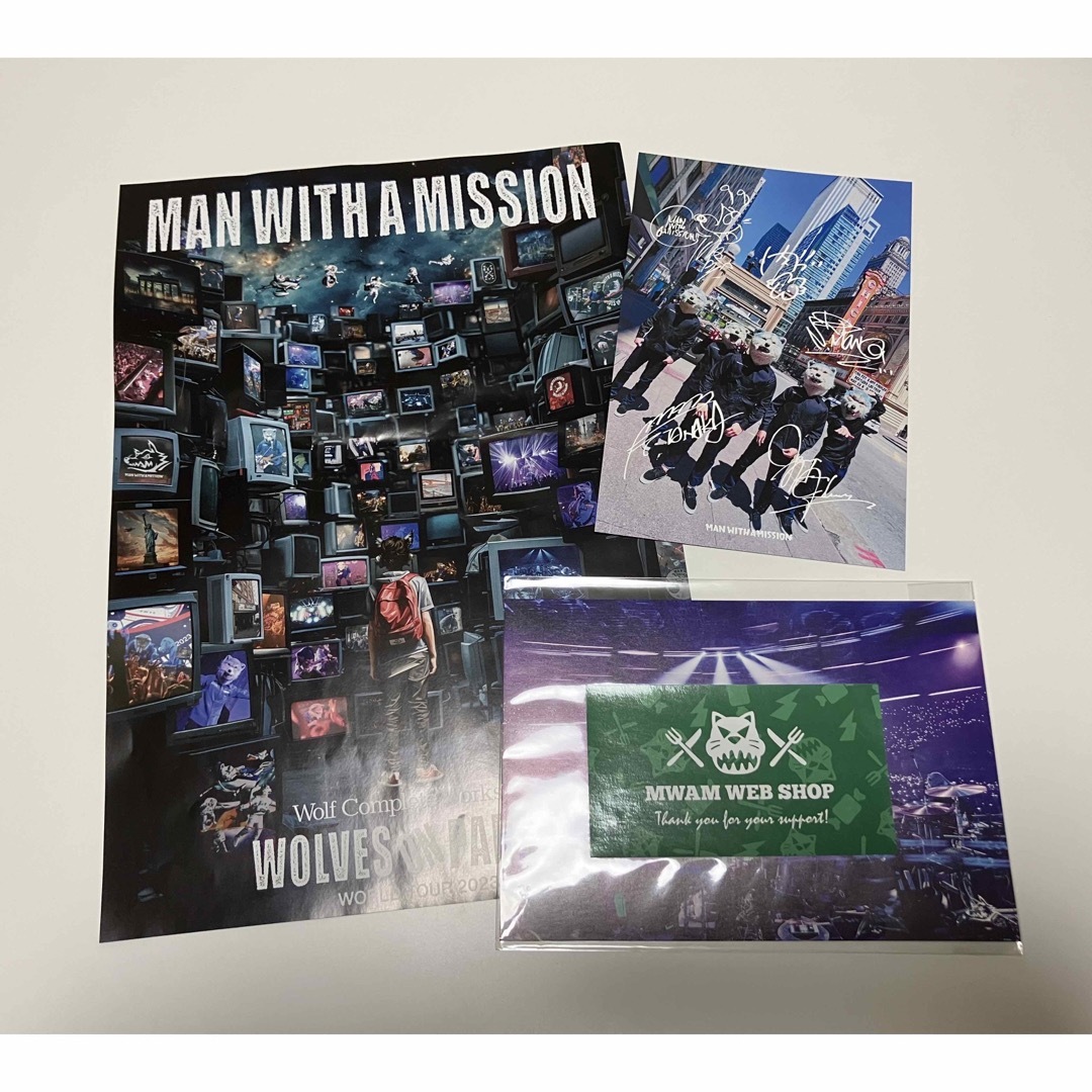 MAN WITH A MISSION(マンウィズアミッション)のマンウィズ　ポストカードとチラシ エンタメ/ホビーのタレントグッズ(ミュージシャン)の商品写真