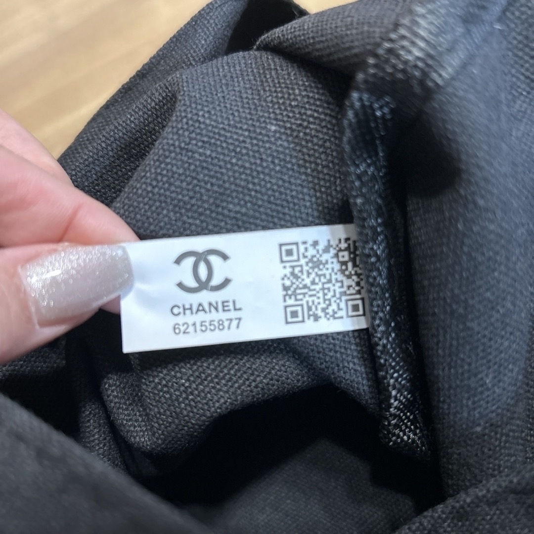 CHANEL(シャネル)のシャネル ノベルティ トートバッグ ブラック レディースのバッグ(トートバッグ)の商品写真