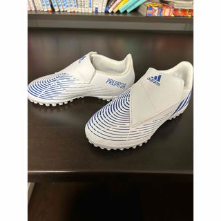 アディダス(adidas)のadidas predator ジュニア　18cm(シューズ)