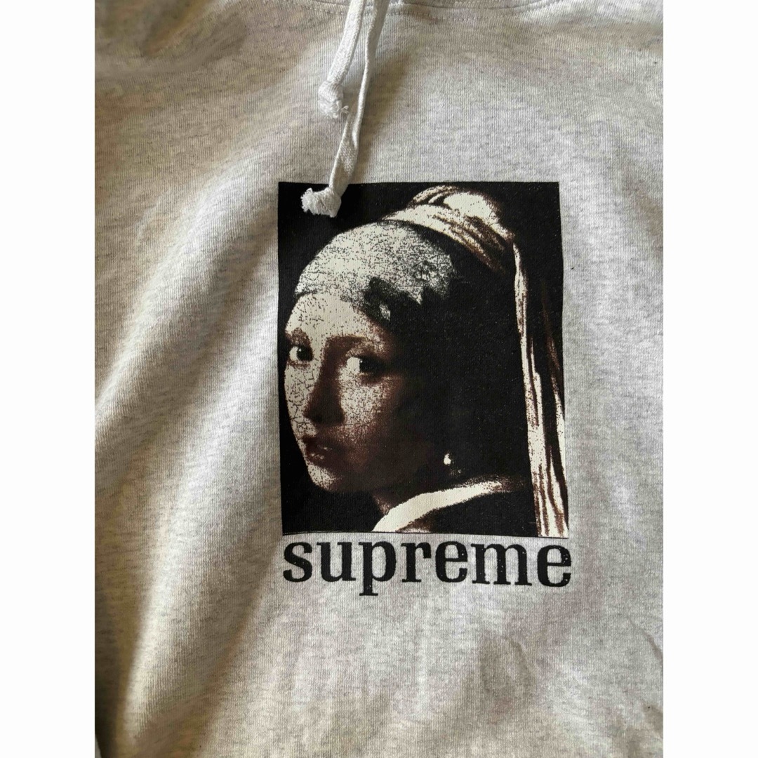 Supreme(シュプリーム)のsupremeフェルメールパーカー メンズのトップス(パーカー)の商品写真