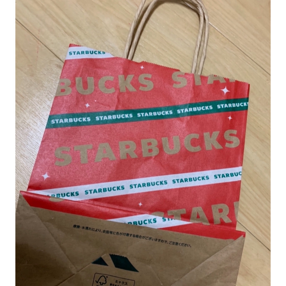 Starbucks(スターバックス)の5/15〆♡スタバ赤緑紙袋まとめ売り2枚ギフト包装ニトリ無印イケア福袋カルディ好 レディースのバッグ(トートバッグ)の商品写真