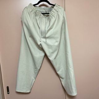 GU シェフパンツ ベージュ(サルエルパンツ)