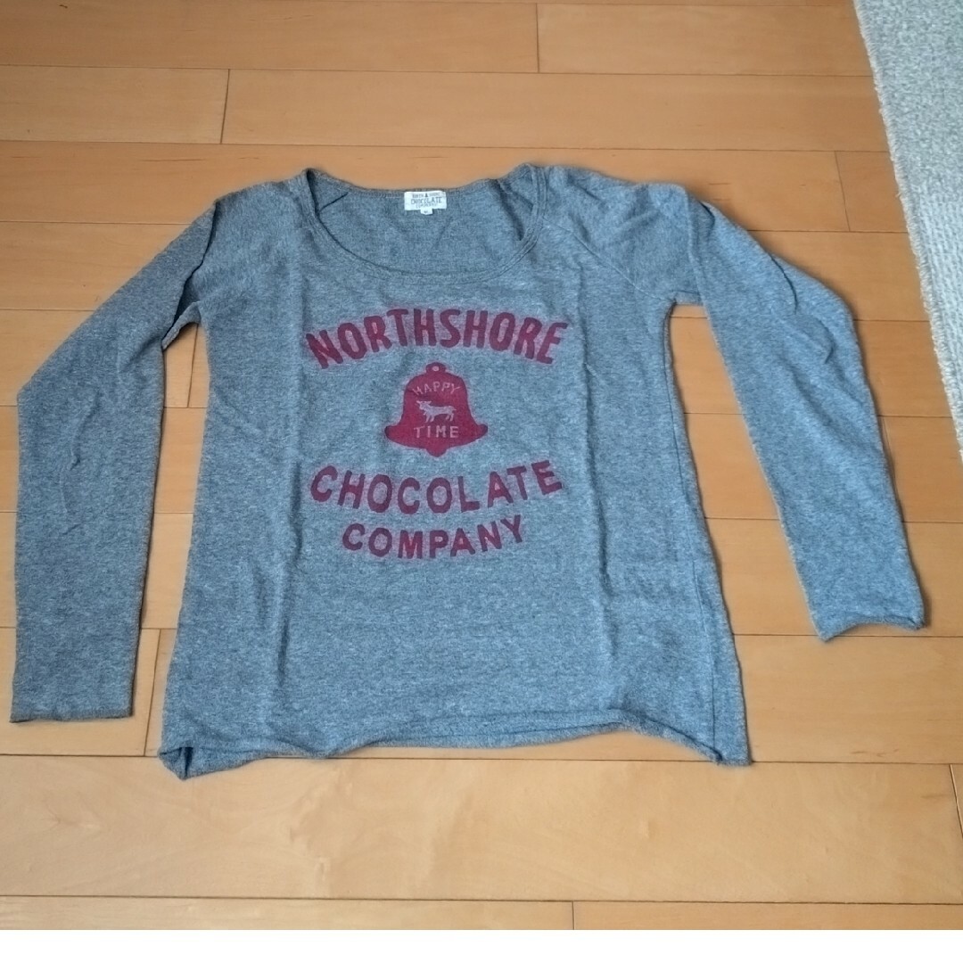 NORTH SHORE CHOCOLATE COMPANY(ノースショアチョコレートカンパニー)の【美品】カットソー　グレー　M レディースのトップス(カットソー(長袖/七分))の商品写真