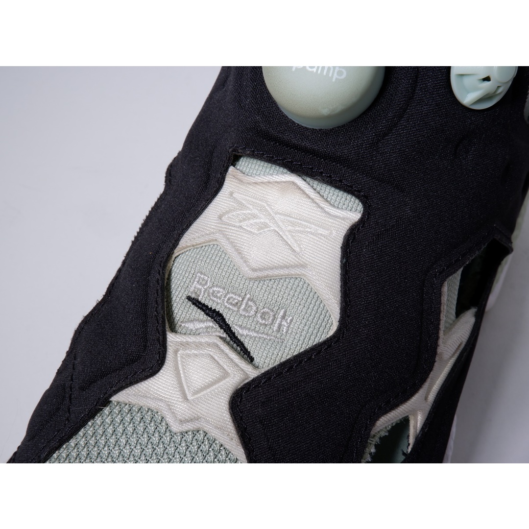 Reebok/リーボック ABC-MART限定 INSTAPUMP FURY95インスタポンプフューリー95 HQ5917 【US6(24cm)】【LFWA74559】 レディースの靴/シューズ(その他)の商品写真