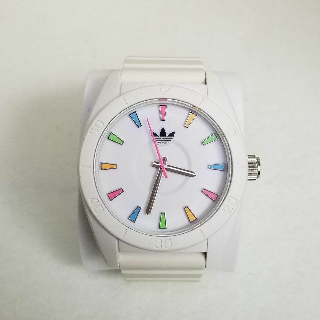 adidas(アディダス)のアディダス　ADH2915　 サンティアゴ　3針アナログ腕時計 メンズの時計(腕時計(アナログ))の商品写真