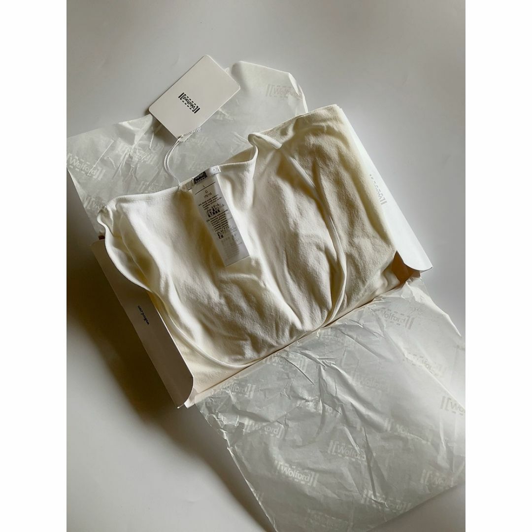 Wolford(ウォルフォード)のXL（L）☆Wolford,ウォルフォード　白　モダール　半袖シャツ レディースの下着/アンダーウェア(アンダーシャツ/防寒インナー)の商品写真