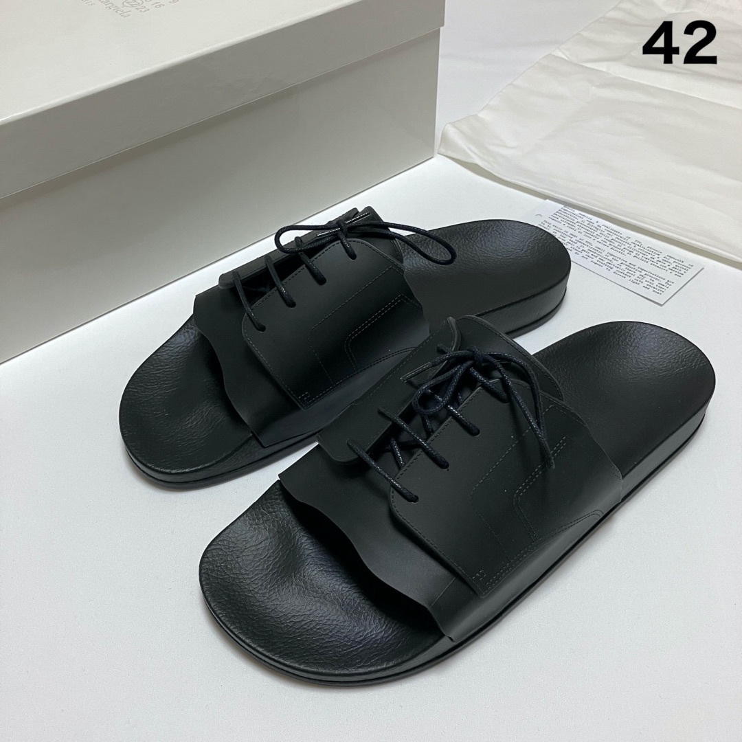 Maison Martin Margiela(マルタンマルジェラ)の新品 42 23ss マルジェラ レースアップサンダル 黒 6150 メンズの靴/シューズ(サンダル)の商品写真