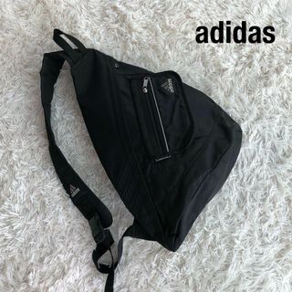 アディダス(adidas)のアディダスadidas三角ボディバッグショルダーバッグY2Kブラック黒(ボディーバッグ)