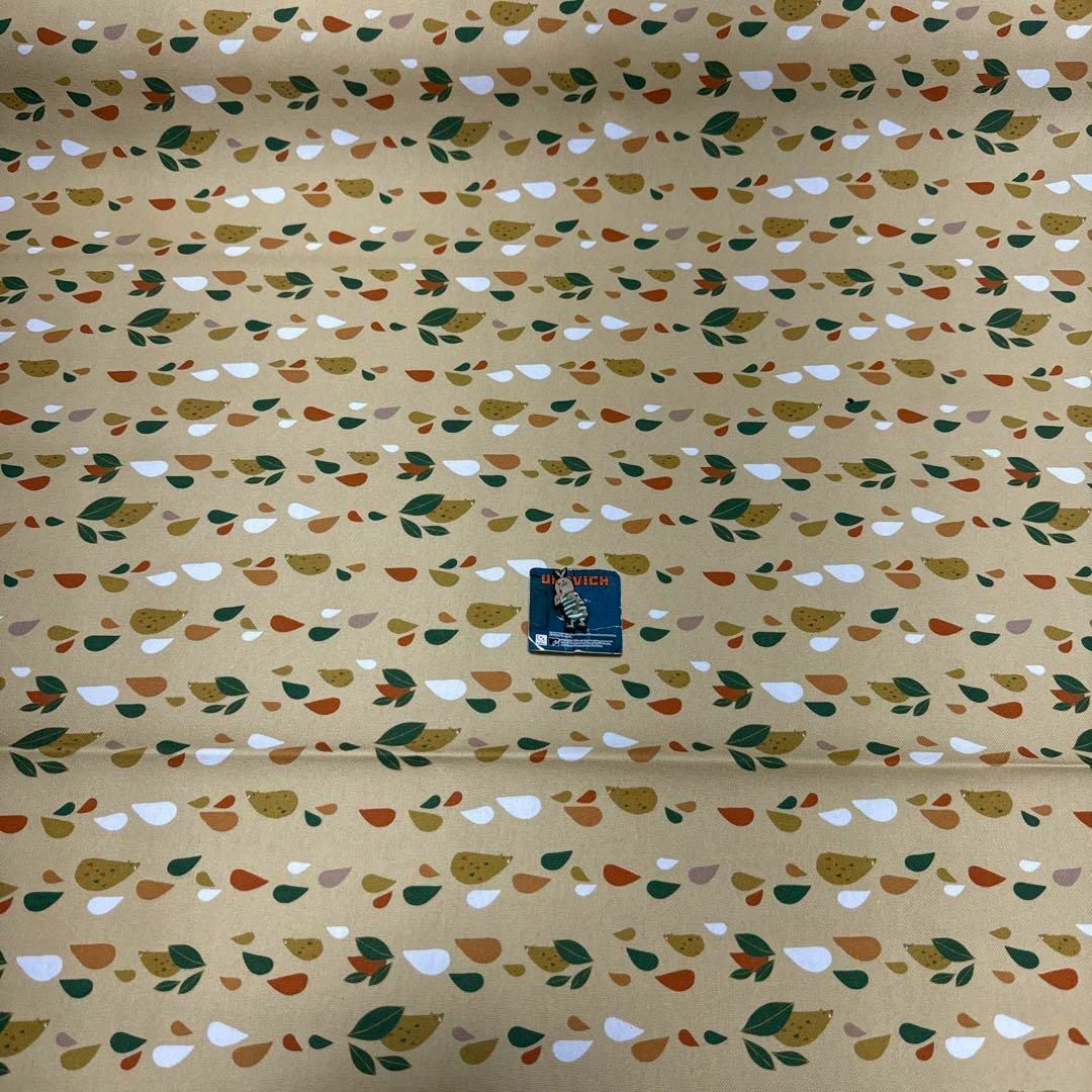 布地生地1m no2631イノシシ柄キャンバス薄オレンジ ハンドメイドの素材/材料(生地/糸)の商品写真