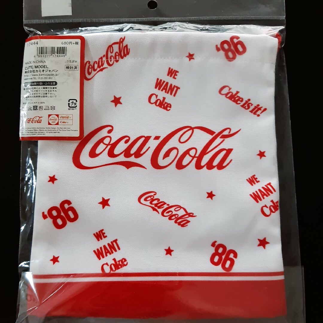コカ・コーラ(コカコーラ)のマチ付き　巾着　コカ・コーラ レディースのファッション小物(その他)の商品写真