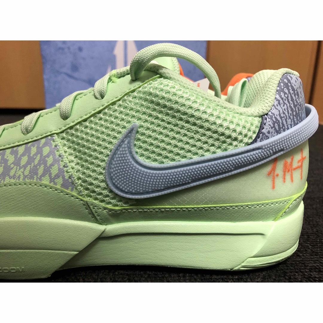 NIKE(ナイキ)の新品 Nike Ja 1 Bright Mandarin/Vapor Green メンズの靴/シューズ(スニーカー)の商品写真