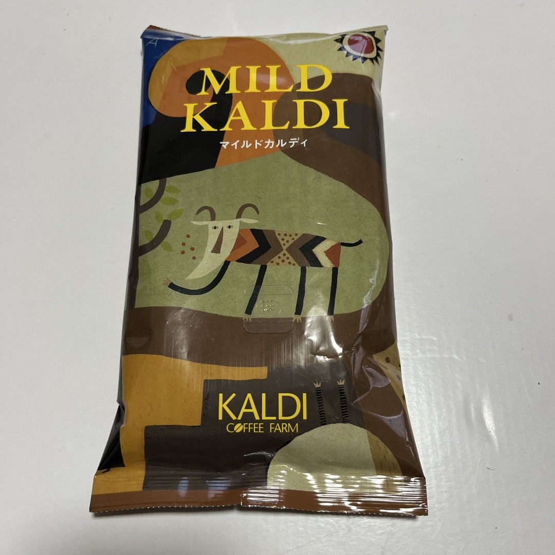 KALDI(カルディ)のカルディ　春のコーヒーバッグ+キャメル (自家焙煎)マイルドカルディ 200g. 食品/飲料/酒の飲料(コーヒー)の商品写真