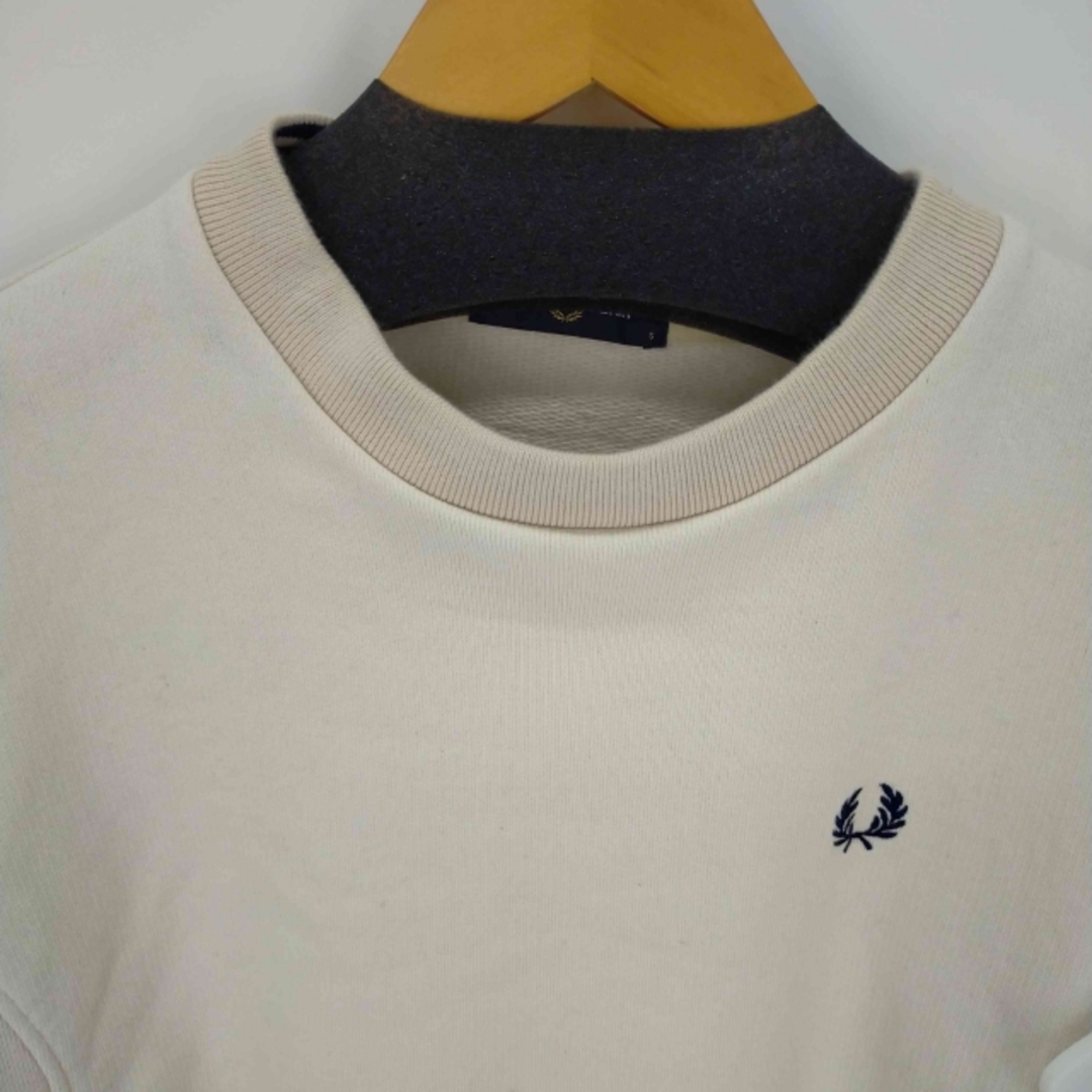 FRED PERRY(フレッドペリー)のFRED PERRY(フレッドペリー) ロゴ刺繍 クルースウェット  メンズ メンズのトップス(スウェット)の商品写真