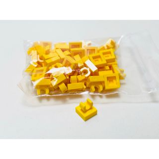 レゴ(Lego)の【新品未使用】レゴ　LEGO タイル　クリップ　1x1 イエロー　50個(知育玩具)