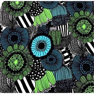 marimekko - 正規品【ピエニ　シールトラプータルハ】マリメッコ  生地　縦50 横70