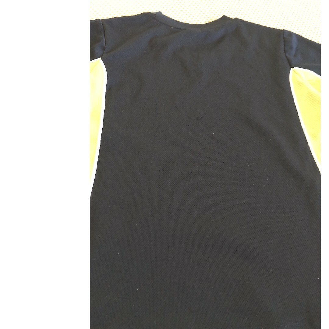 UNIQLO(ユニクロ)のユニクロ キッズTシャツ&パンツ2点セット キッズ/ベビー/マタニティのキッズ服男の子用(90cm~)(Tシャツ/カットソー)の商品写真