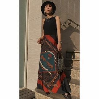 着2回 MEDI TWIN CHEETAH FAKE SCARF SKIRT(ロングスカート)