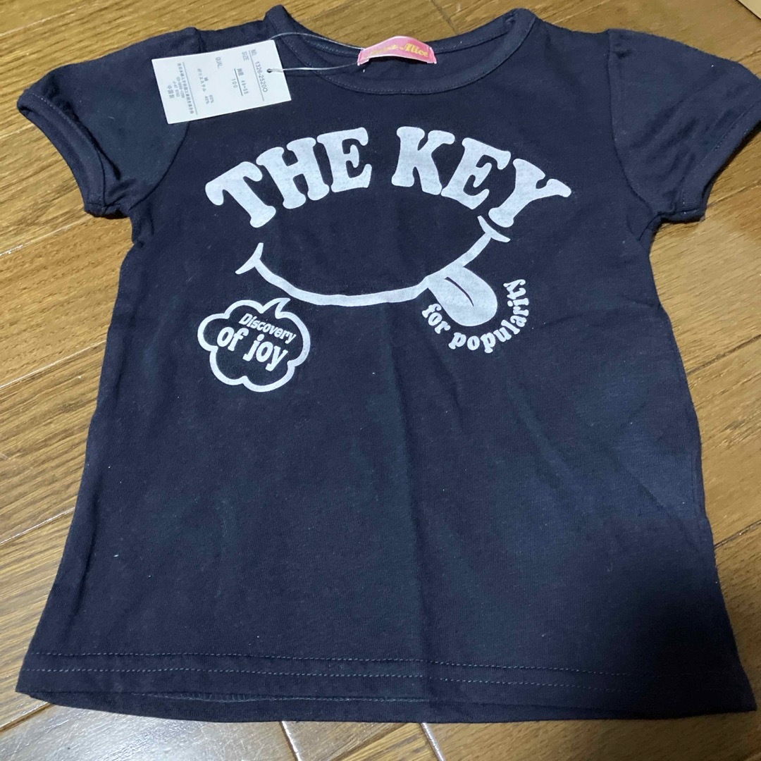 AEON(イオン)の未使用・未着用　スマイリーTシャツ100 キッズ/ベビー/マタニティのキッズ服男の子用(90cm~)(Tシャツ/カットソー)の商品写真