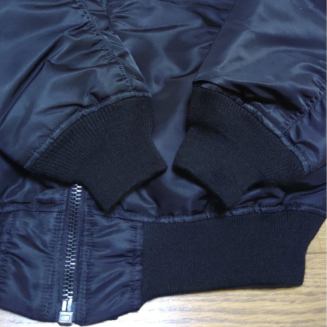 AVIREX(アヴィレックス)のアヴィレックス MA-1 フライトジャケット コマーシャル【ブラック★希少XL】 メンズのジャケット/アウター(フライトジャケット)の商品写真