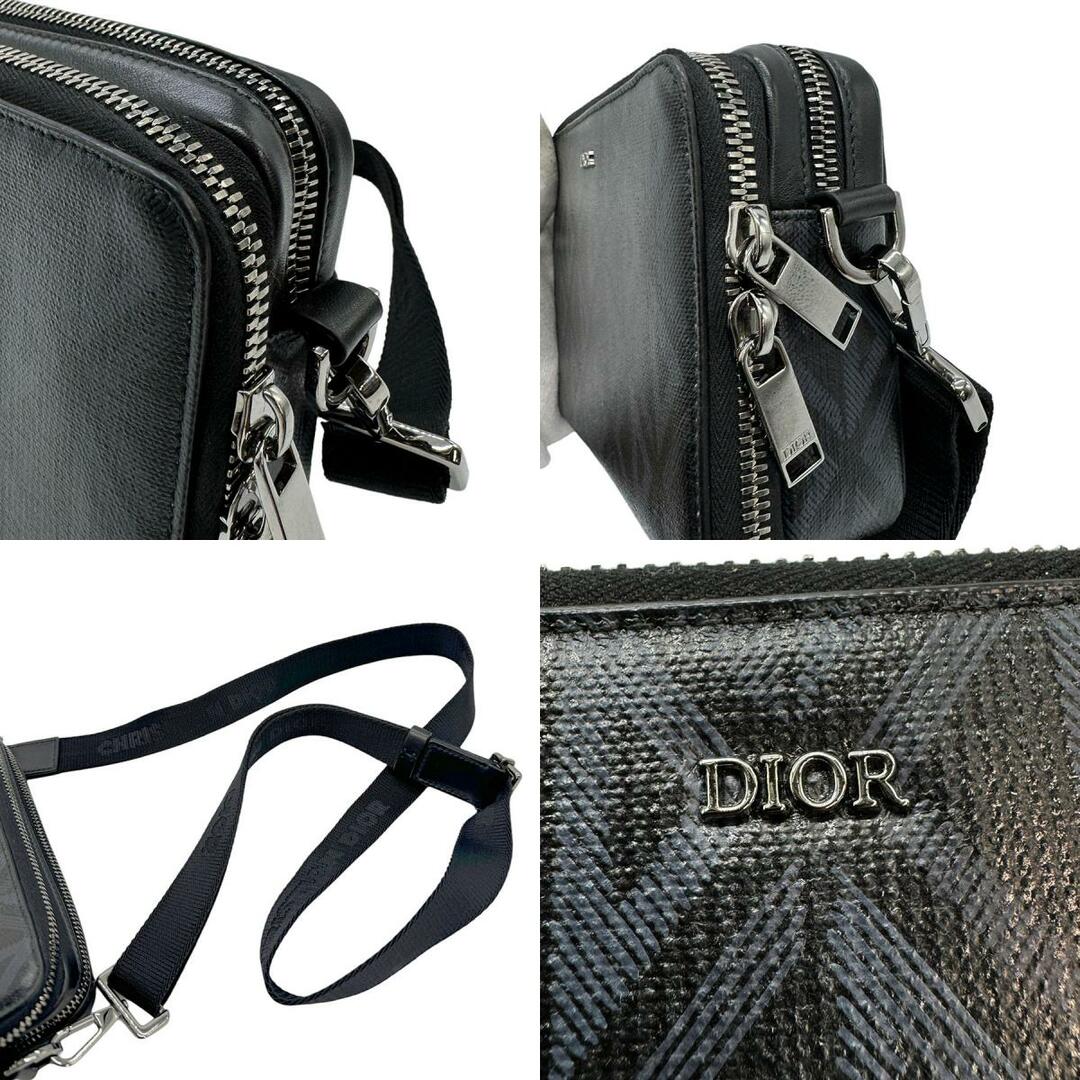 Dior(ディオール)のディオール Dior 斜め掛けショルダーバッグ CD コーティングキャンバス ブラック/ダークグレー シルバー メンズ 送料無料【中古】 z0713 メンズのバッグ(ショルダーバッグ)の商品写真