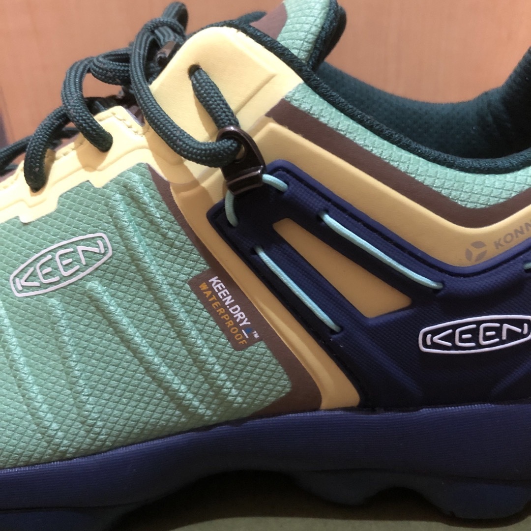 KEEN(キーン)のKEEN トレッキングシューズVENTURE WP  メンズの靴/シューズ(スニーカー)の商品写真