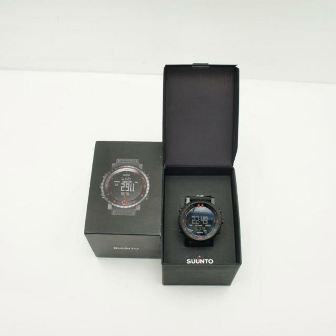 SUUNTO(スント)のSUUNTO スント/CORE BLACKRED/221*******/ABランク/37【中古】 メンズの時計(腕時計(アナログ))の商品写真