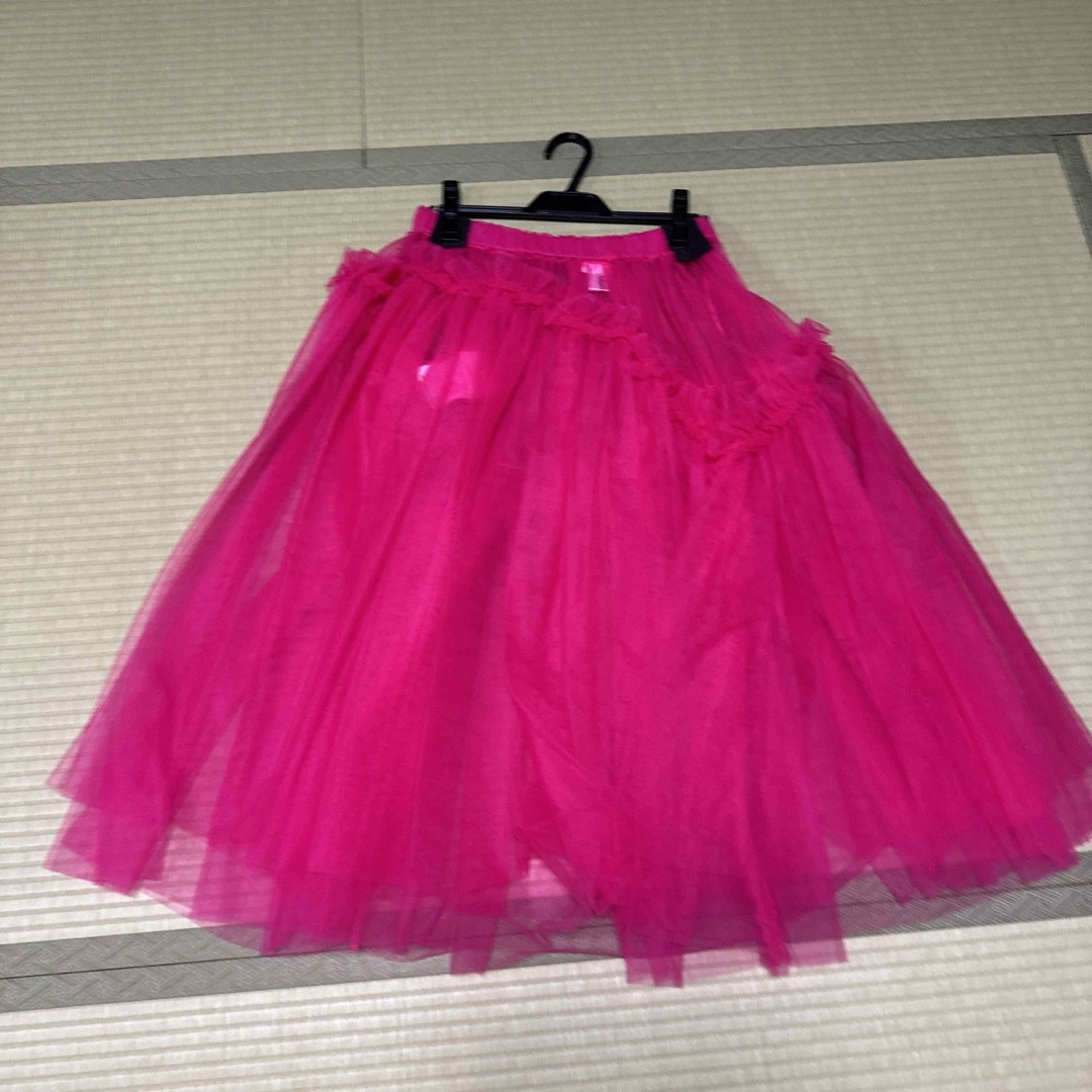 noir kei ninomiya(ノワールケイニノミヤ)のノワールケイニノミヤのピンクチュールスカート レディースのスカート(ひざ丈スカート)の商品写真