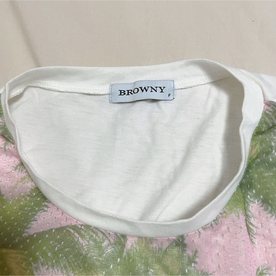 BROWNY(ブラウニー)のブラウニー　メッシュ　半袖Tシャツ　半袖　89 ピンク　ヤシの木 レディースのトップス(Tシャツ(半袖/袖なし))の商品写真