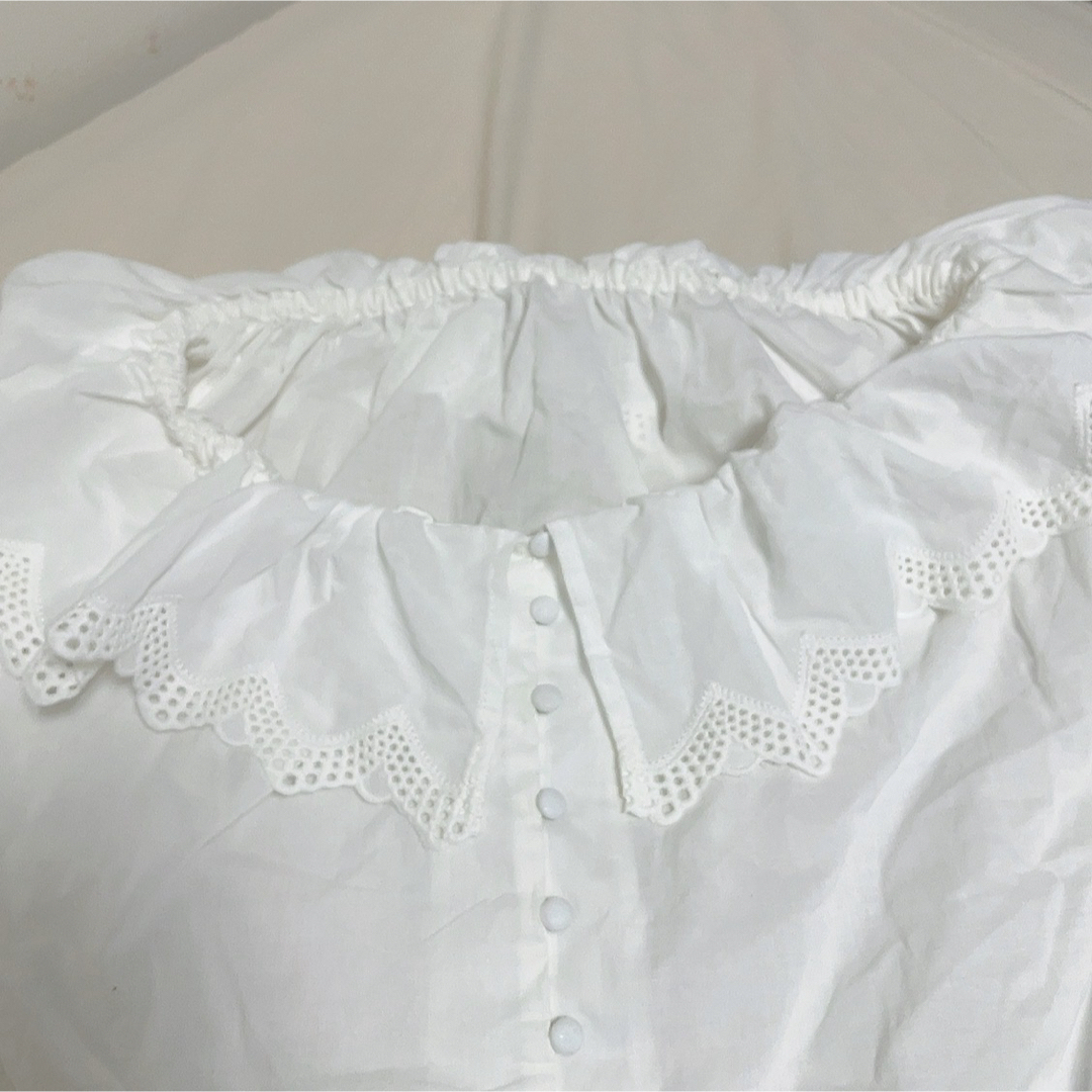 natural couture(ナチュラルクチュール)のナチュラルクチュール　ホワイト　白　トップス　シャツ レディースのトップス(シャツ/ブラウス(長袖/七分))の商品写真
