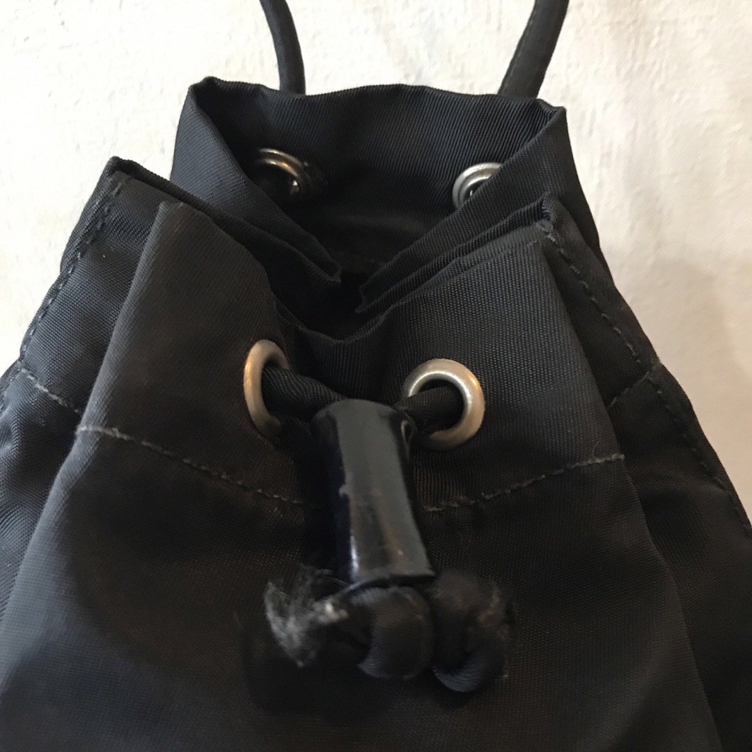PRADA(プラダ)のPRADA プラダナイロン巾着バッグ  ♢送料無料♢ レディースのファッション小物(ポーチ)の商品写真