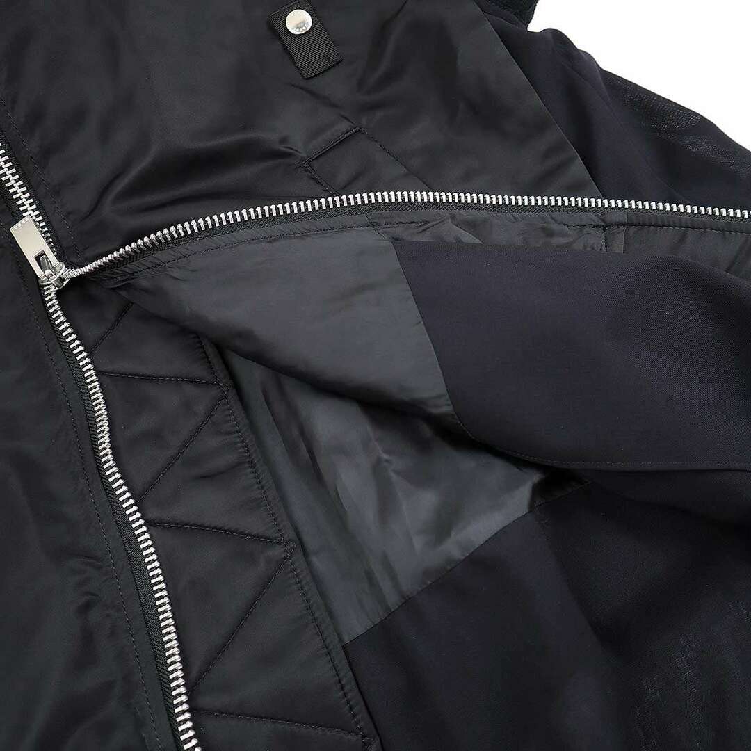 sacai(サカイ)のsacai サカイ 【SAMPLE】ノースリーブナイロンツイルドッキングボンバーコート  ブラック レディースのジャケット/アウター(その他)の商品写真