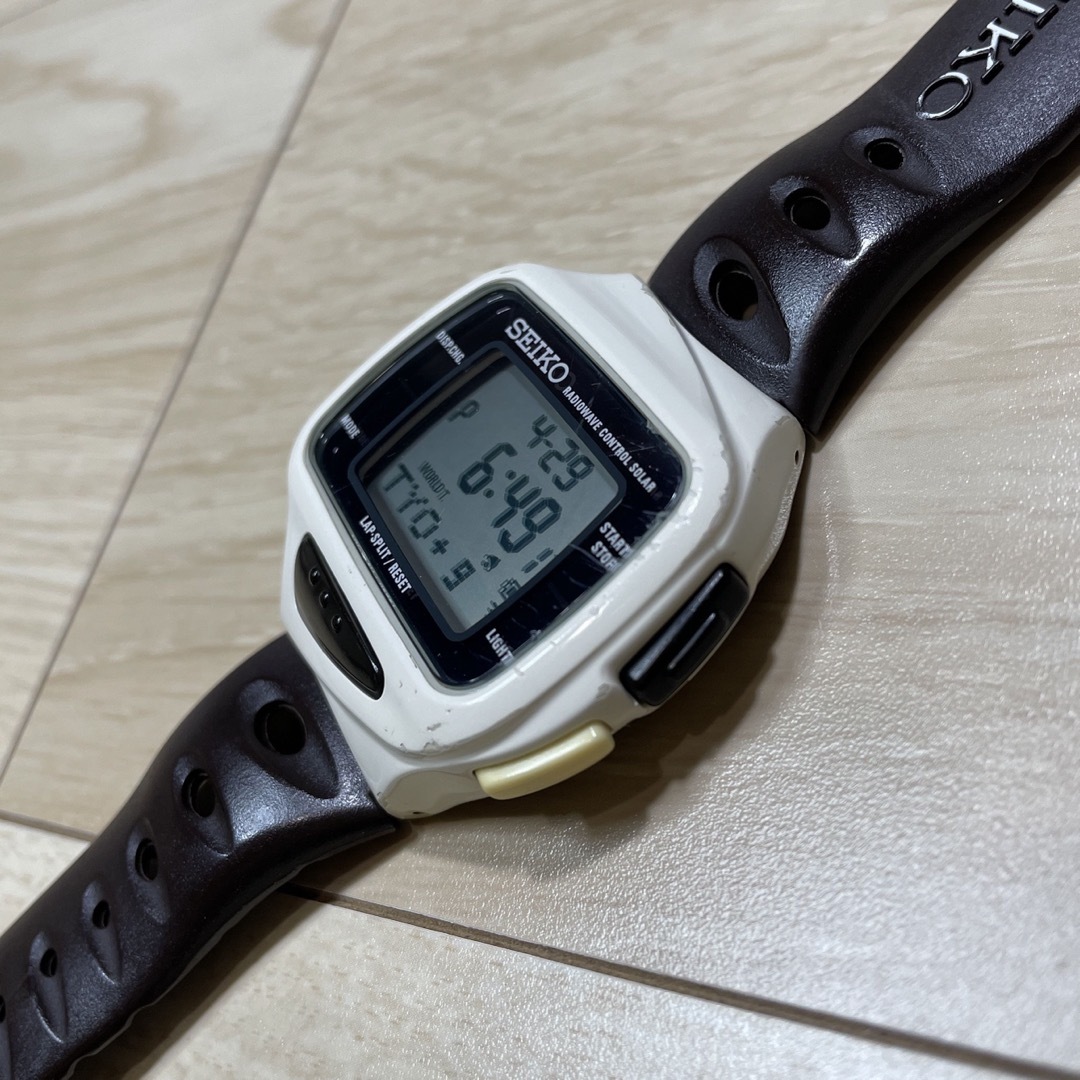 SEIKO(セイコー)の【電波ソーラー】SEIKO SUPER RUNNERS RADIOCONTROL メンズの時計(腕時計(デジタル))の商品写真