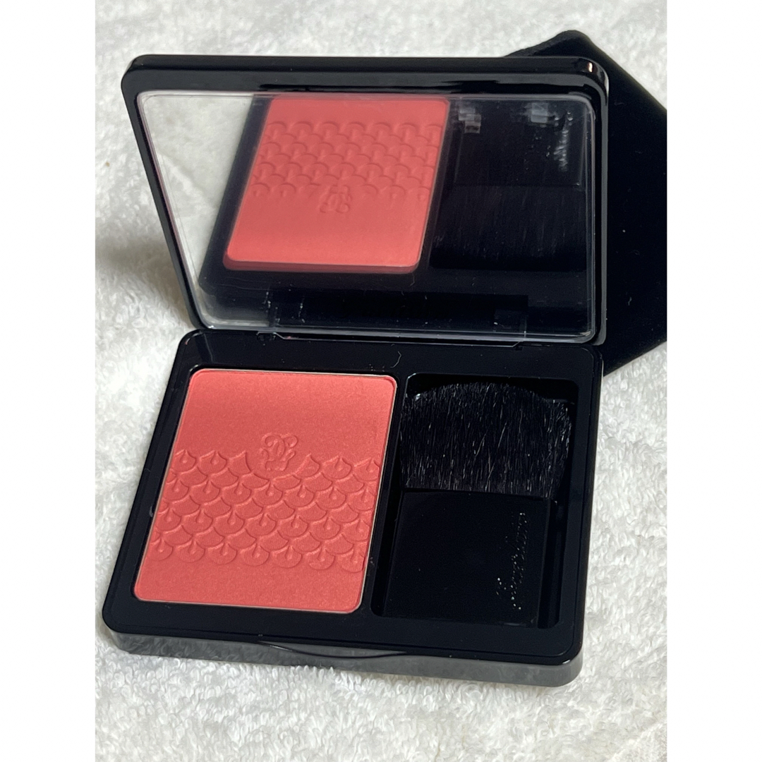 GUERLAIN(ゲラン)のローズ オ ジュ04 クレイジー ブーケ コスメ/美容のベースメイク/化粧品(チーク)の商品写真