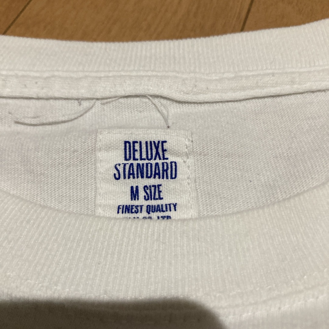 DELUXE(デラックス)のTシャツ メンズのトップス(Tシャツ/カットソー(半袖/袖なし))の商品写真