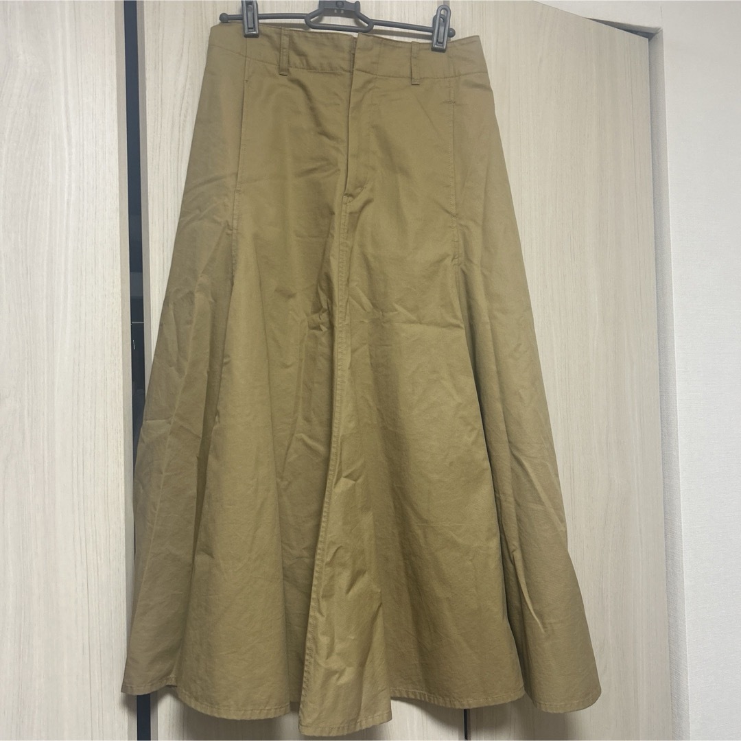 UNIQLO(ユニクロ)のスカート　ブラウン レディースのスカート(ロングスカート)の商品写真