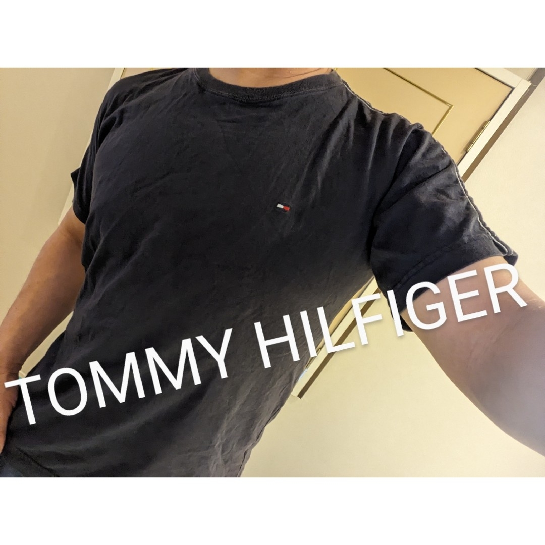 TOMMY HILFIGER(トミーヒルフィガー)のTOMMY HILFIGERトミーヒルフィガーバックプリントデカロゴTシャツ メンズのトップス(Tシャツ/カットソー(半袖/袖なし))の商品写真