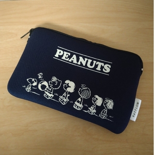 SNOOPY - PEANUTS×BAYFLOW モバイルポーチ