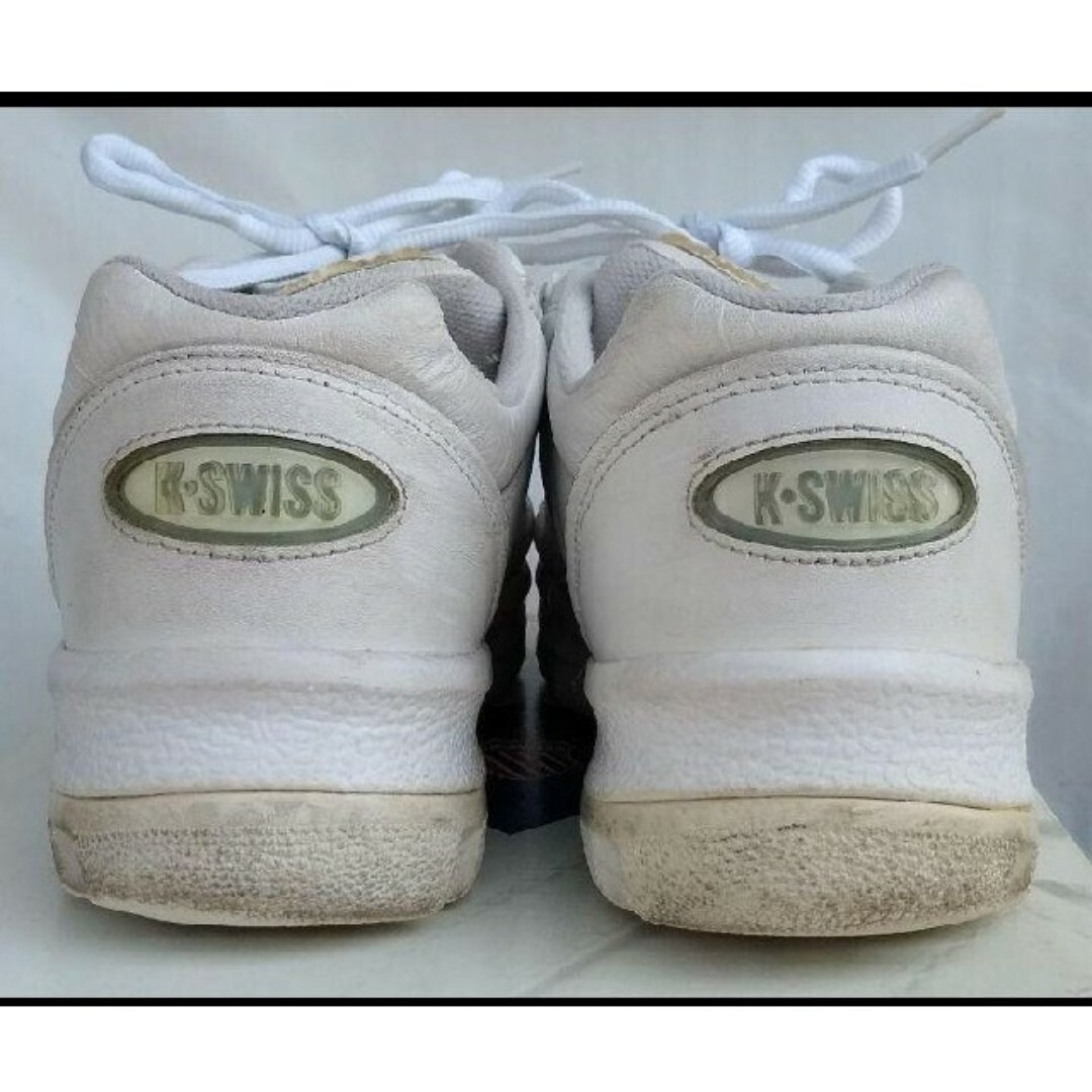 K-SWISS(ケースイス)の箱付 K-SWISS ARAZI 27.5cm 9 1/2 ホワイトレザー メンズの靴/シューズ(スニーカー)の商品写真