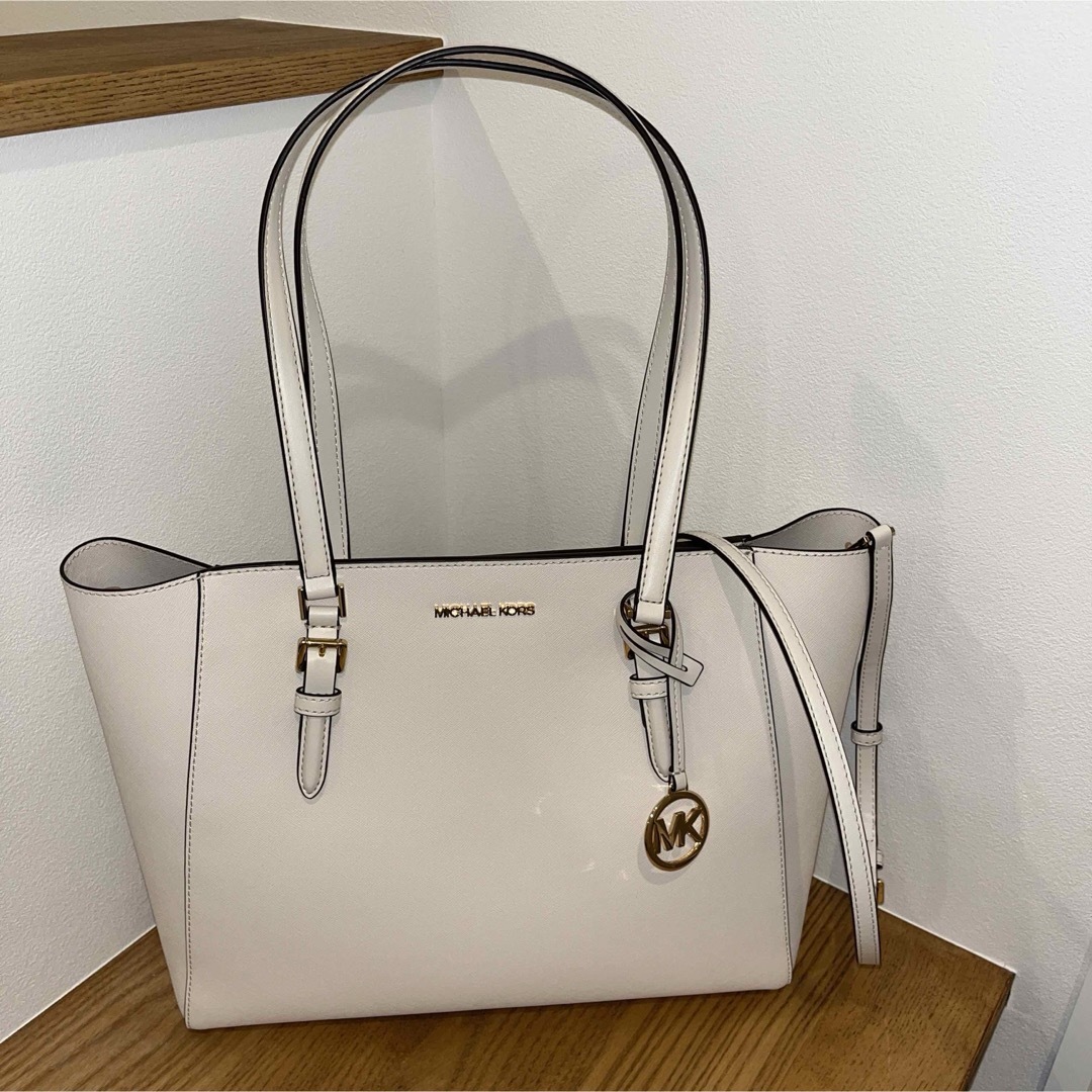 Michael Kors(マイケルコース)のMICHAEL KORS  CHARLOTTE 3 IN 1 トート レディースのバッグ(トートバッグ)の商品写真