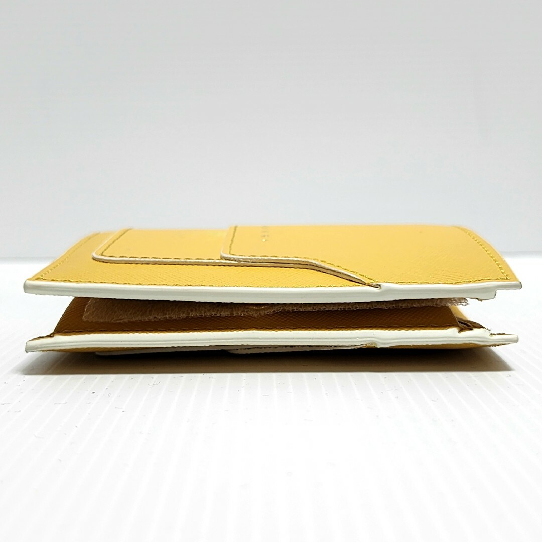 Marni(マルニ)のMARNI マルニ コンパクトウォレット 二つ折り サフィアーノ ベージュ レディースのファッション小物(財布)の商品写真