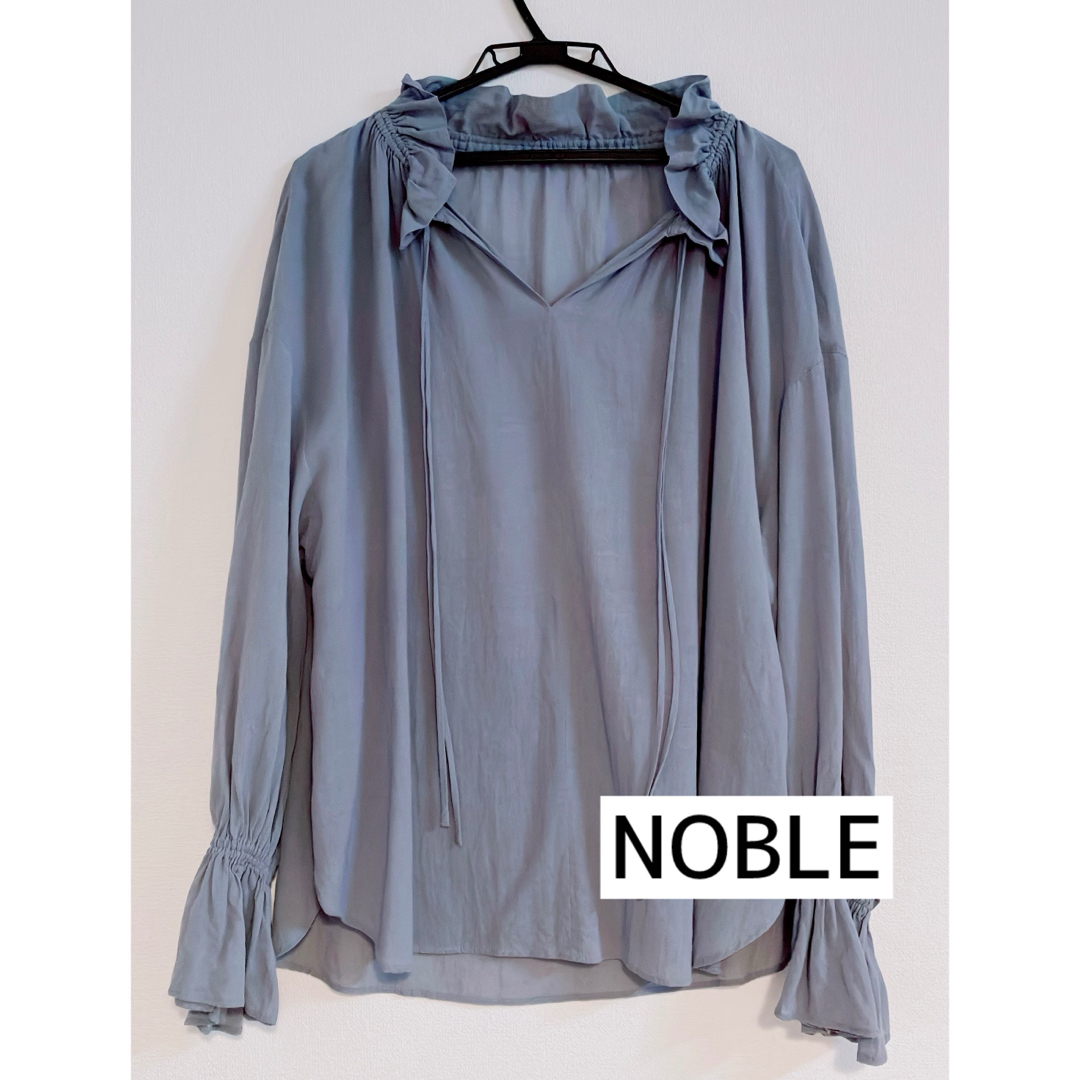 Noble(ノーブル)のノーブル ブラウス 美品 NOBLE フリーサイズ レディースのトップス(シャツ/ブラウス(長袖/七分))の商品写真