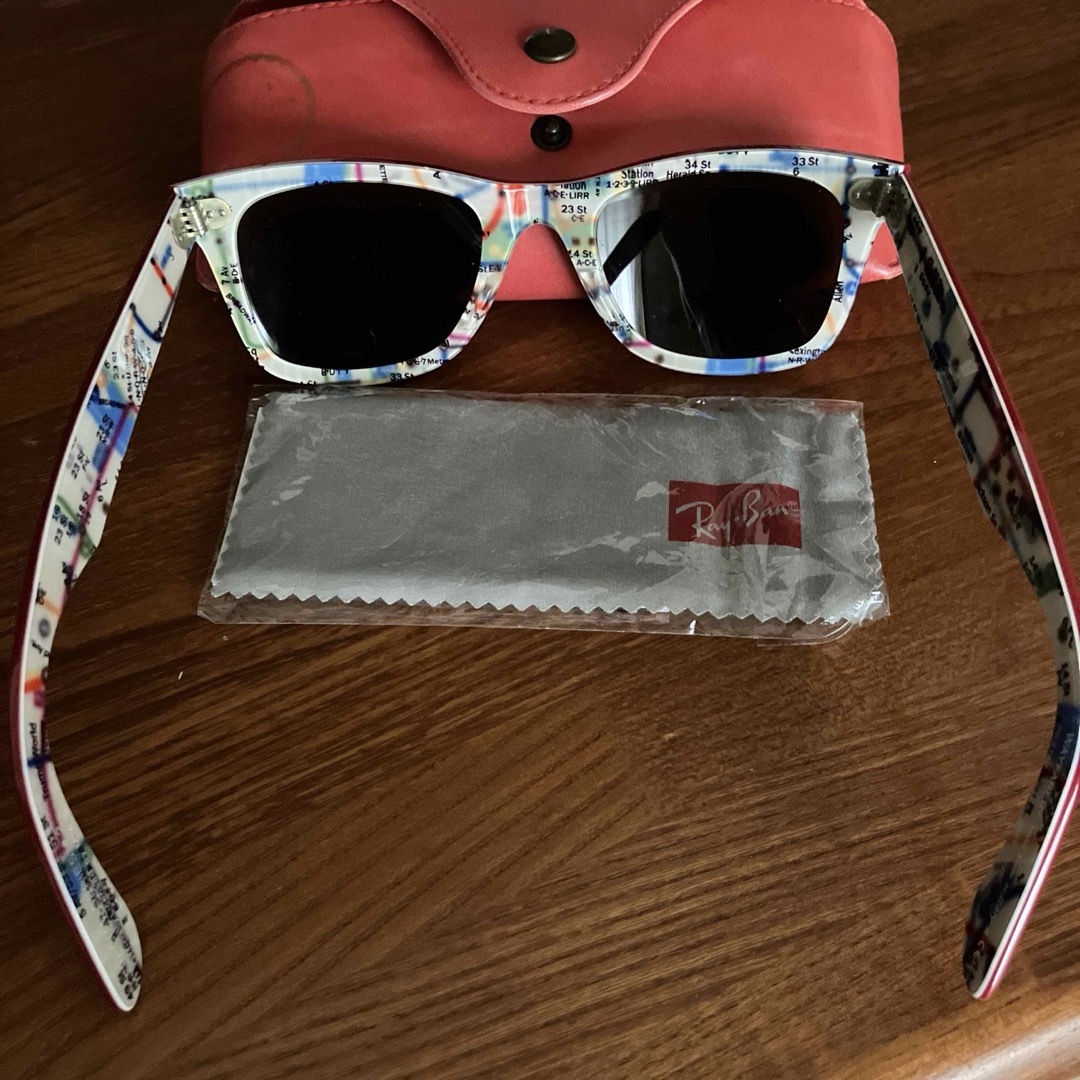 Ray-Ban(レイバン)の美品 RAY-BAN Wayfarer #2 サングラス レディースのファッション小物(サングラス/メガネ)の商品写真