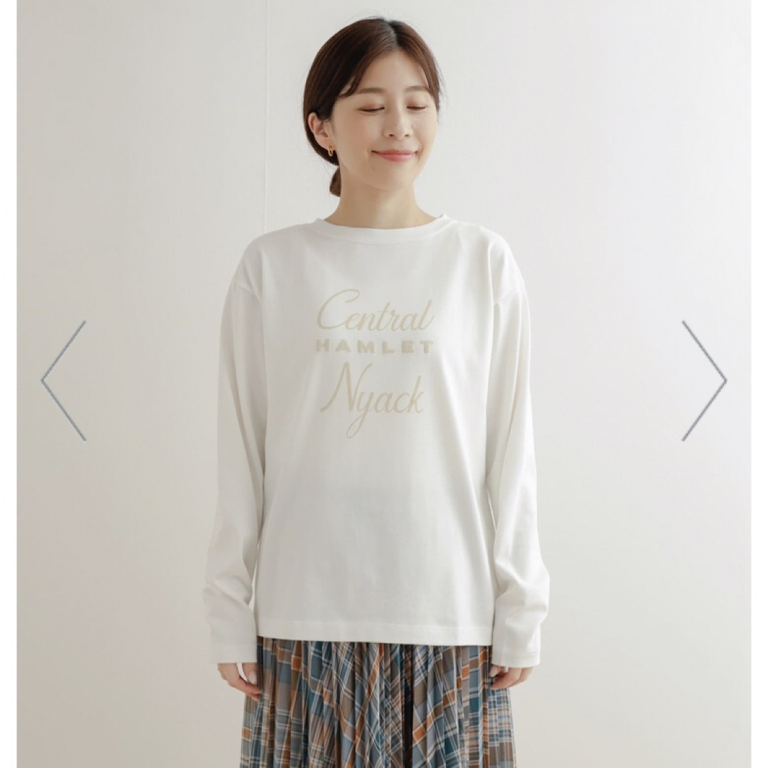 URBAN RESEARCH DOORS(アーバンリサーチドアーズ)のアーバンリサーチドアーズ　ロゴロングTシャツ レディースのトップス(シャツ/ブラウス(長袖/七分))の商品写真