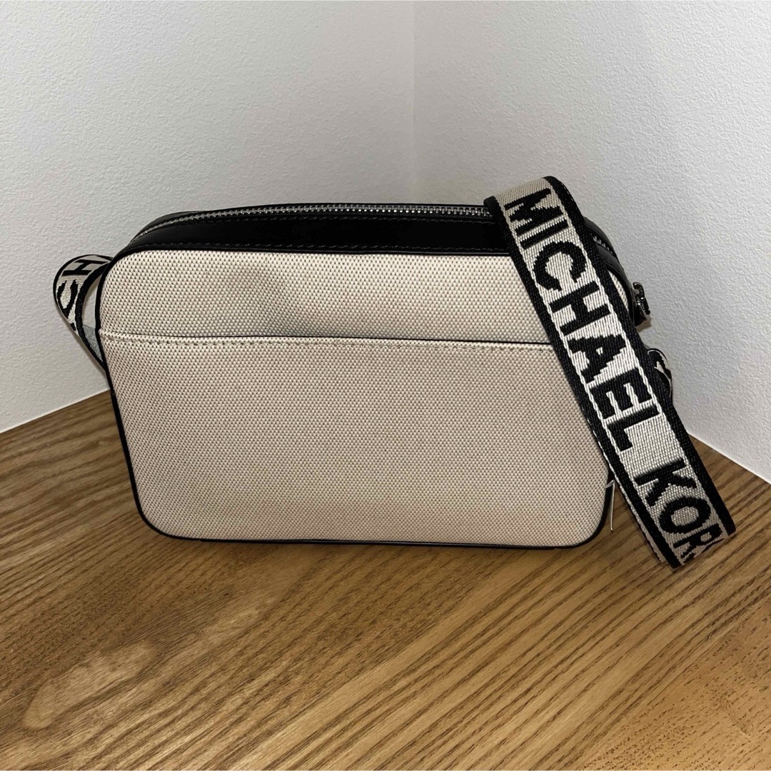 Michael Kors(マイケルコース)のMICHAEL KORS MENS  COOPER ユーティリティ クロスボディ メンズのバッグ(ショルダーバッグ)の商品写真