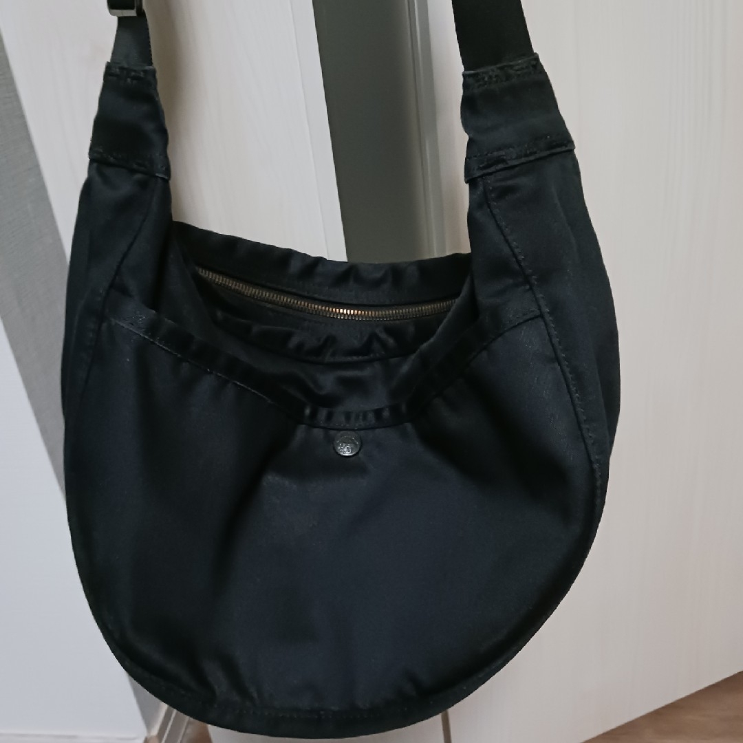 PORTER(ポーター)の稀少品　アロハPORTER　吉田カバン　ショルダーバッグ　三日月バッグ　ブラック メンズのバッグ(ショルダーバッグ)の商品写真