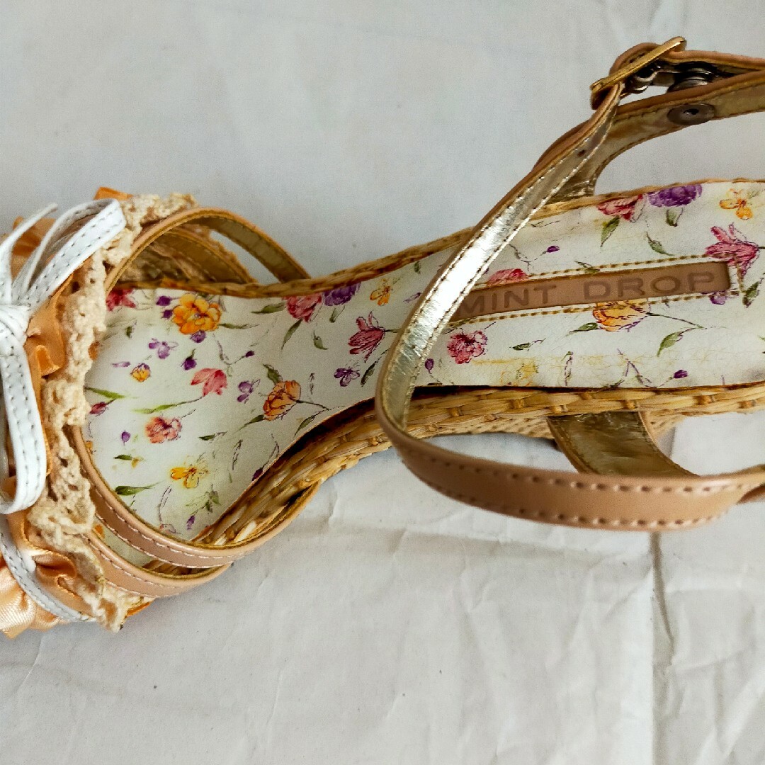 MINT DROP　アイボリー　サンダル レディースの靴/シューズ(サンダル)の商品写真
