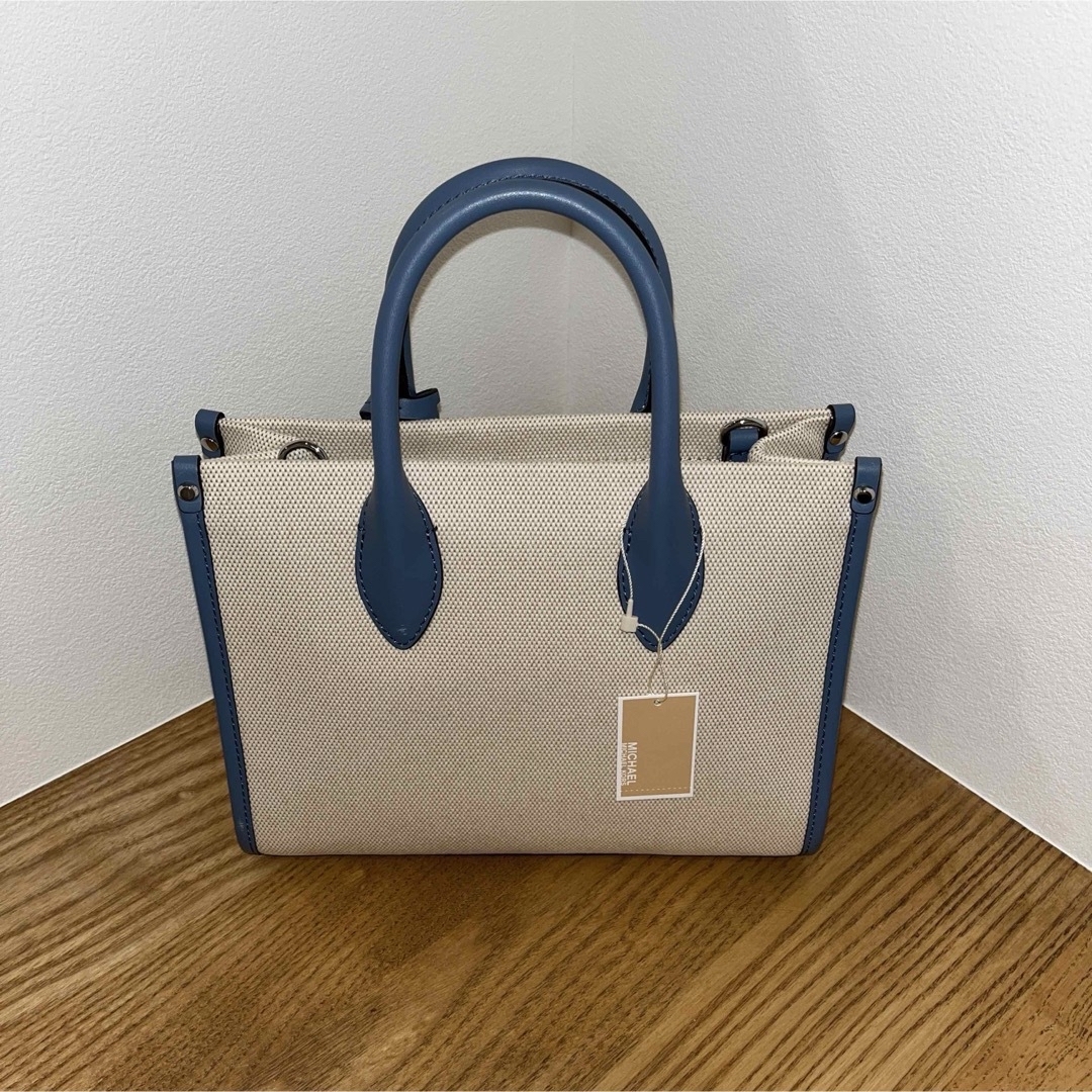 Michael Kors(マイケルコース)のマイケルコース　MIRELLA. SM SHOPPER TZ XBODY レディースのバッグ(ショルダーバッグ)の商品写真