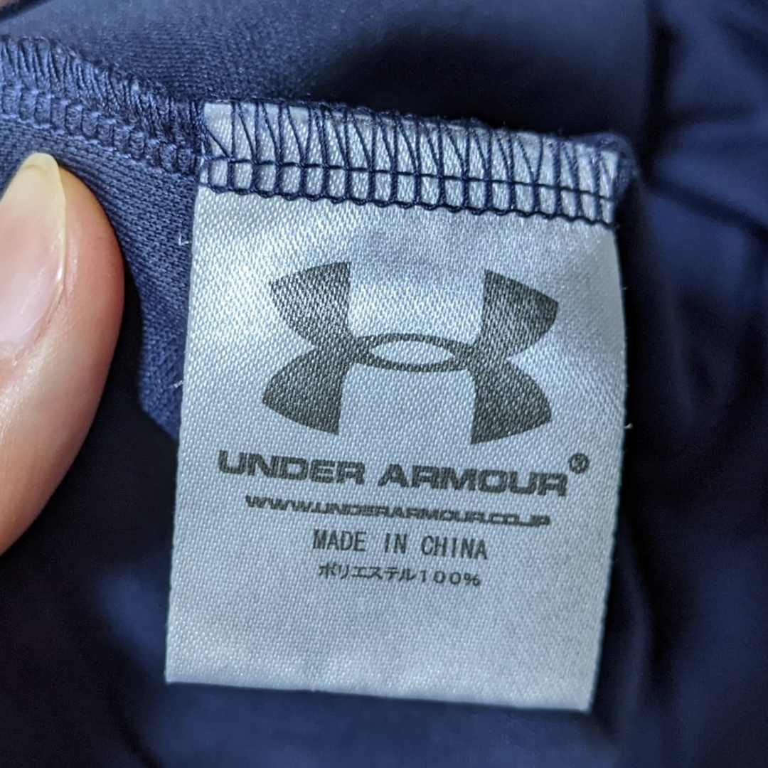 UNDER ARMOUR(アンダーアーマー)のアンダーアーマー　半袖　MD ネイビー　スポーツ　メンズ　運動 メンズのトップス(Tシャツ/カットソー(半袖/袖なし))の商品写真