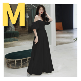 オフショルブラックドレス　Mサイズ　Aライン  D3-WFWA(ウェディングドレス)
