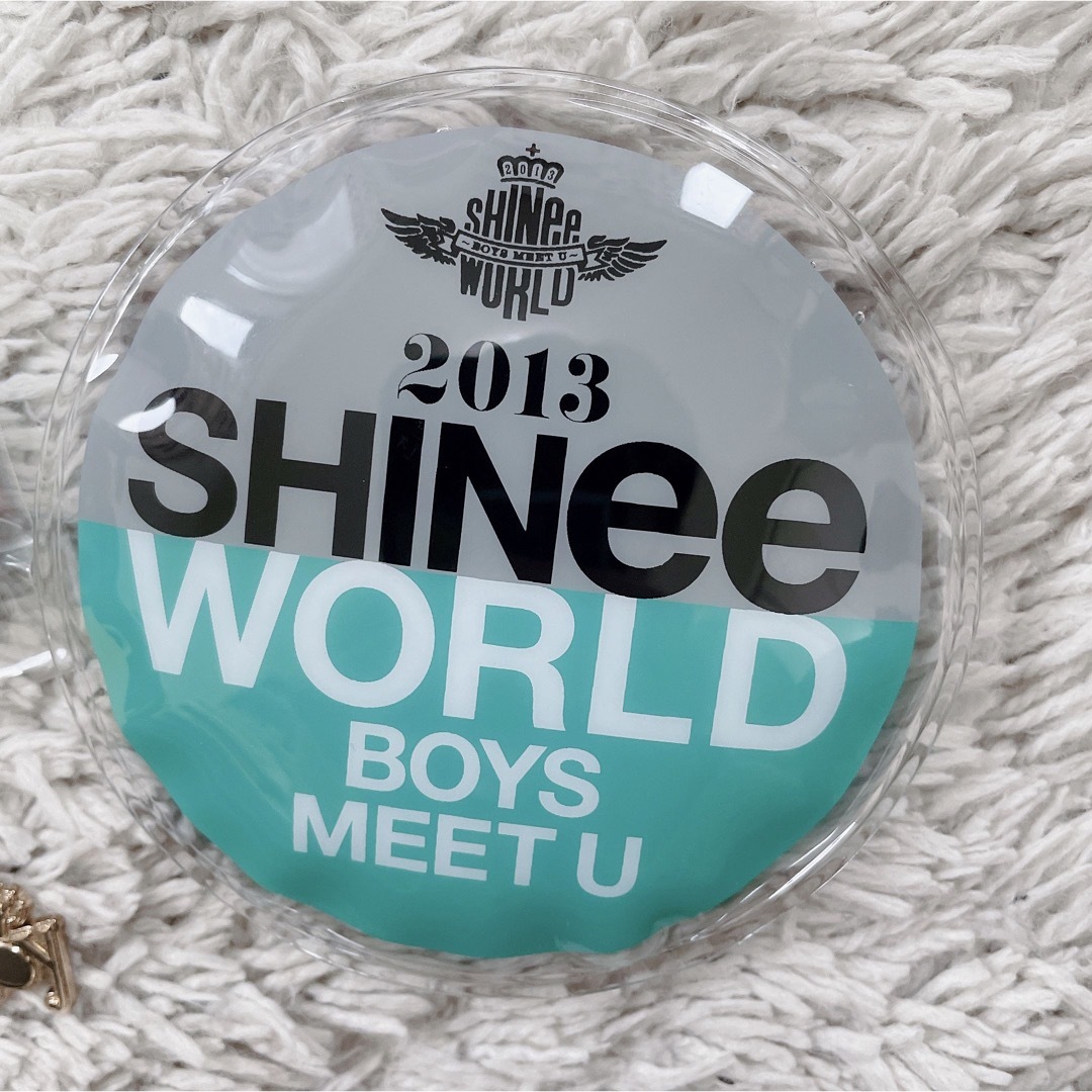 SHINee(シャイニー)のSHINee 保冷剤　キーホルダー　缶バッチ　心をひとつに　I'm your エンタメ/ホビーのタレントグッズ(アイドルグッズ)の商品写真